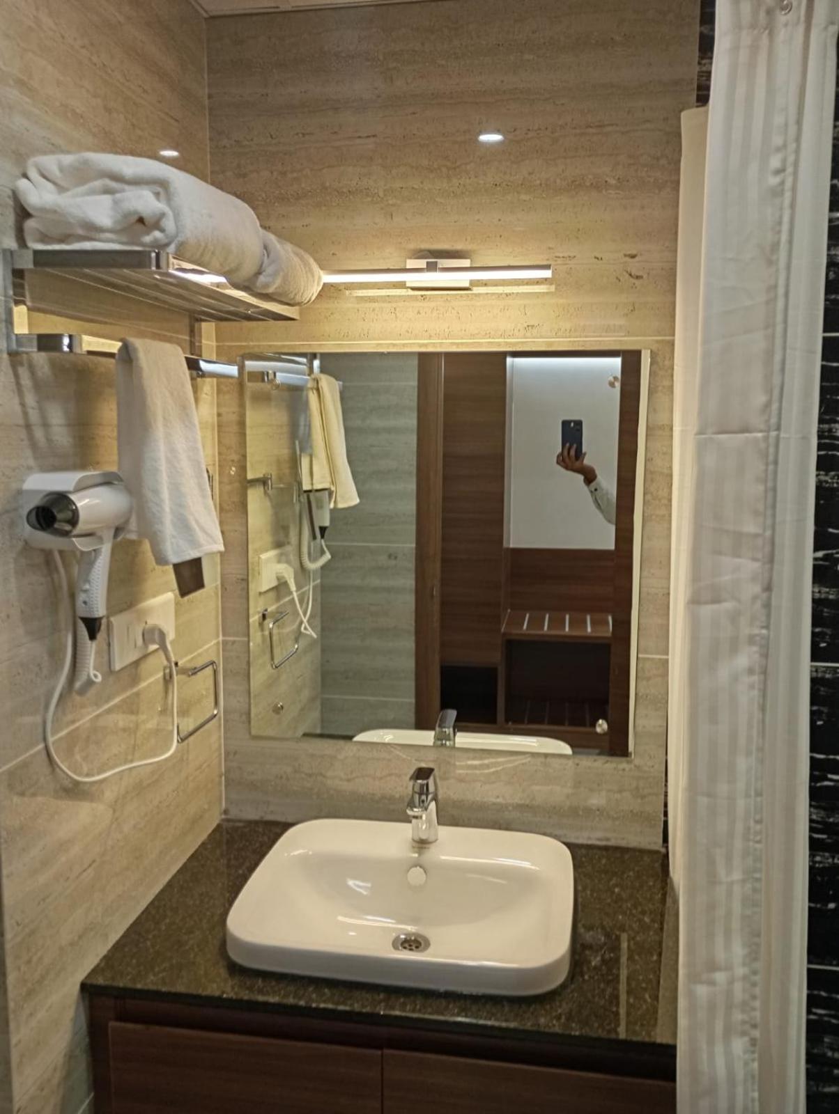 Highland Hotel 班加罗尔 外观 照片