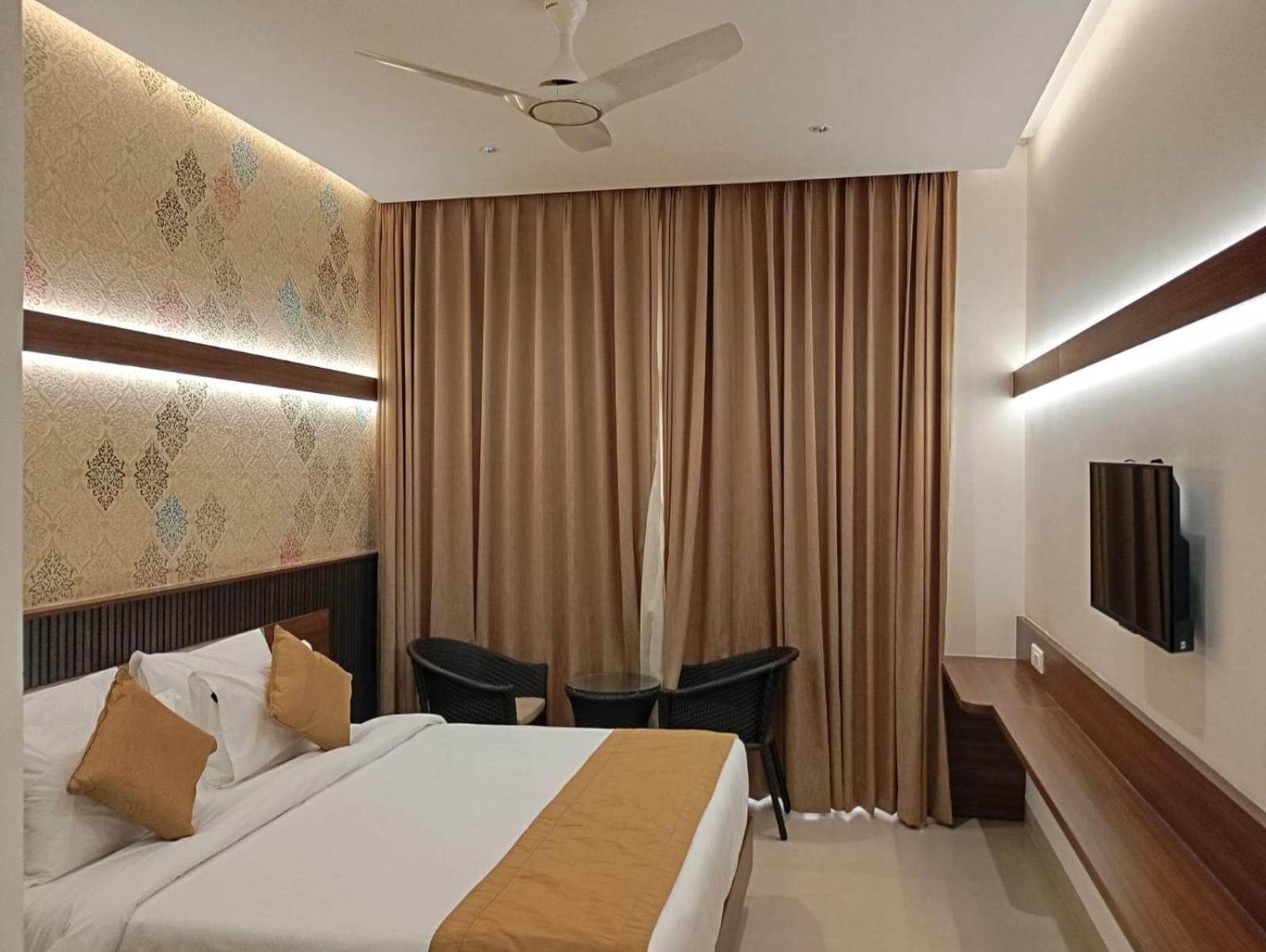 Highland Hotel 班加罗尔 外观 照片