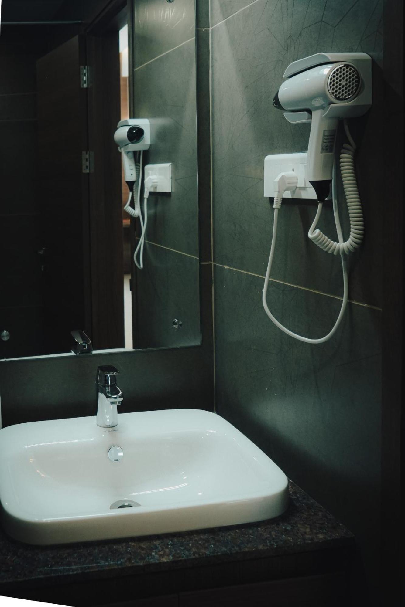 Highland Hotel 班加罗尔 外观 照片