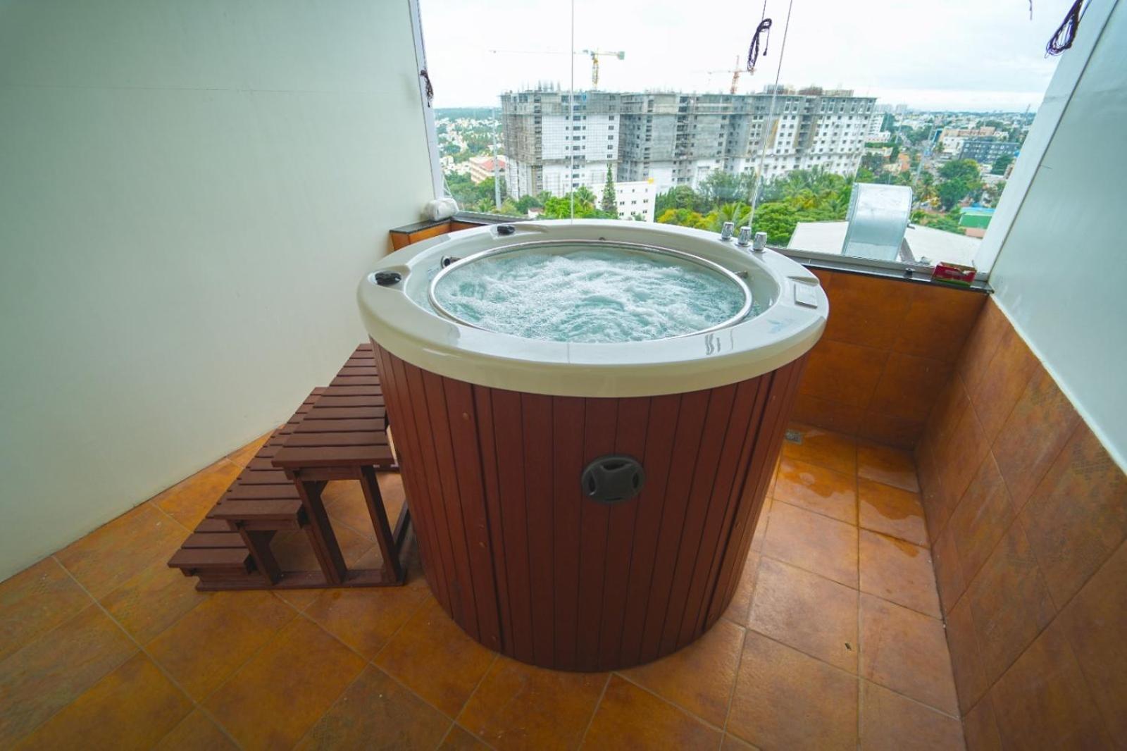 Highland Hotel 班加罗尔 外观 照片